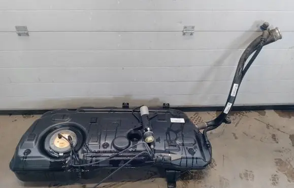 Mini Cooper Countryman R60 Fuel tank 