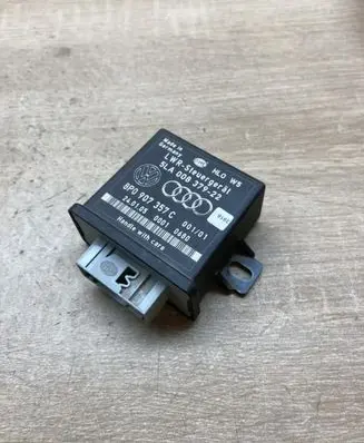 Audi A3 S3 8P Light module LCM 8P0907357C 5LA008379