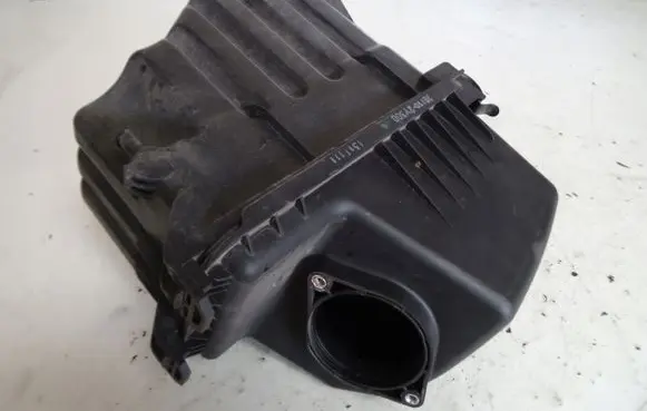 KIA Sportage Air filter 