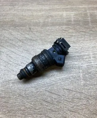 Audi A4 S4 B5 8D Fuel injector 280150446