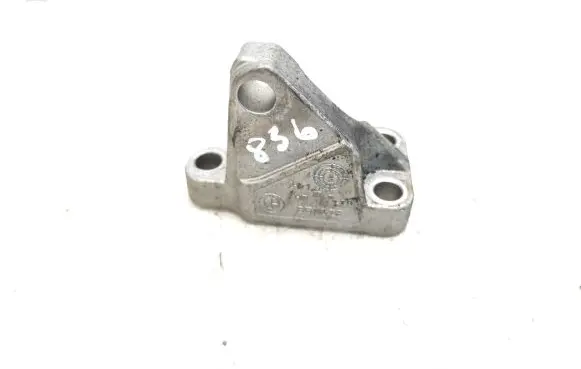 BMW 1 F20 F21 Fuel pump bracket 8511628