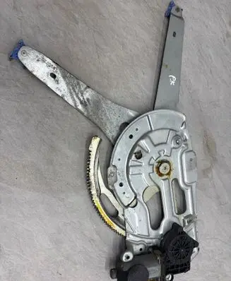 Volvo XC90 Front door window regulator with motor 8626320