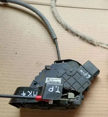 Ford Mondeo MK IV Tailgate/trunk/boot lock/catch/latch