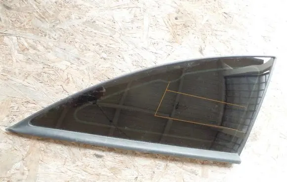 Renault Laguna II Rear side window