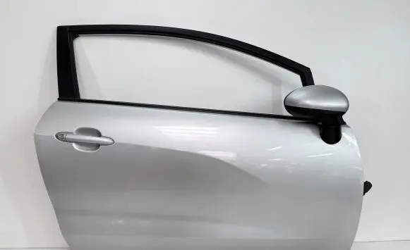 KIA Rio Front door