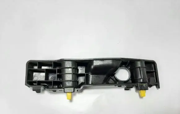 Hyundai Kona I Front bumper mounting bracket 86516DD000