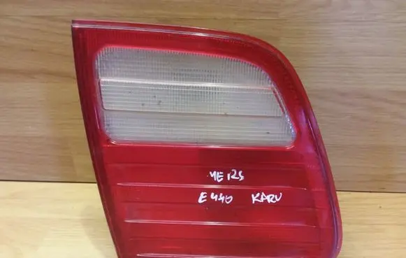 Mercedes-Benz E W210 Tailgate rear/tail lights 198523