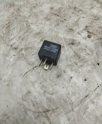 Audi A4 S4 B6 8E 8H Other relay 8D0951253A