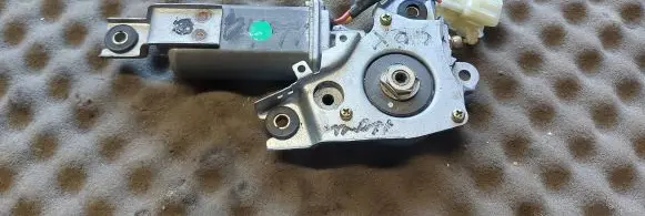 Honda CRX Sunroof motor/actuator 