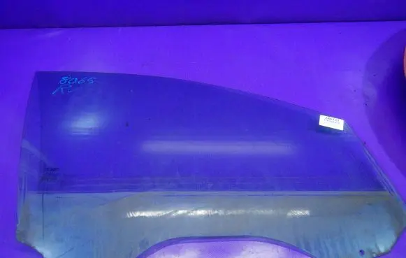 Fiat Croma Front door window glass four-door