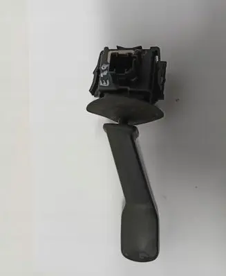 BMW 5 E39 Indicator stalk 8352172