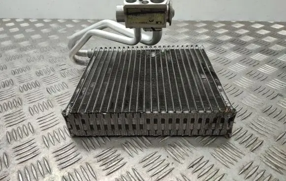 Air conditioning (A/C) radiator (interior)