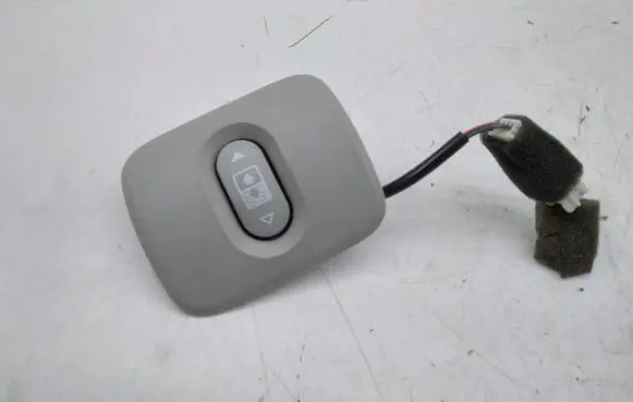 Nissan Qashqai Sunroof switch 