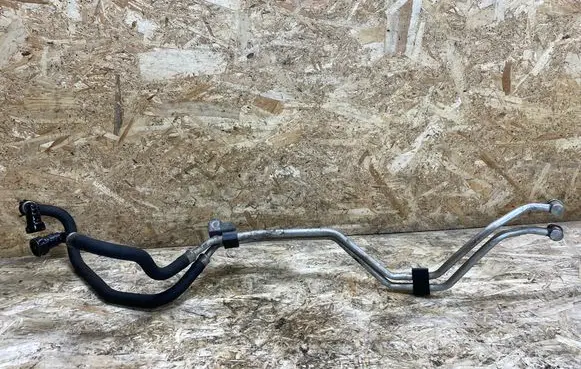 Gearbox oil cooler pipe/hose