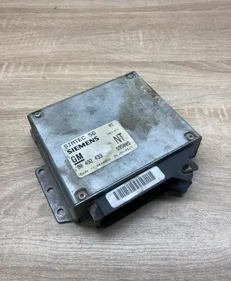 Opel Omega B1 Engine control unit/module ECU 90492433 S95005