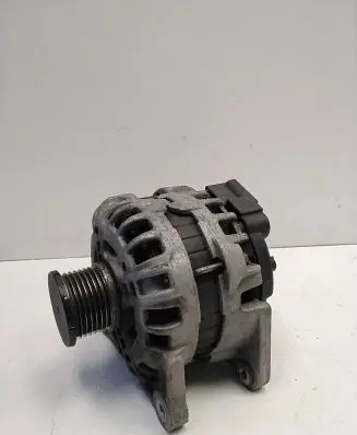 Renault Clio IV Generator/alternator 231006007R 141125 F000BL0404