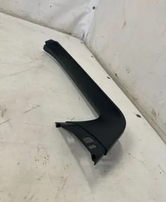 BMW X6 E71 (D) pillar trim (bottom) 19184810