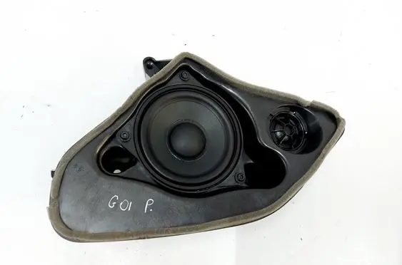BMW X3 G01 Rear door speaker 6811962