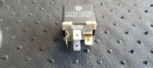 Audi A6 S6 C5 4B Other relay 141951253b 12V.40A