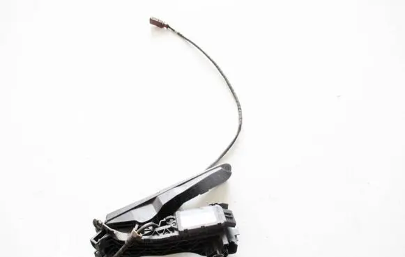 Volkswagen Golf VI Accelerator throttle pedal 1K1721503AA 6PV01049850