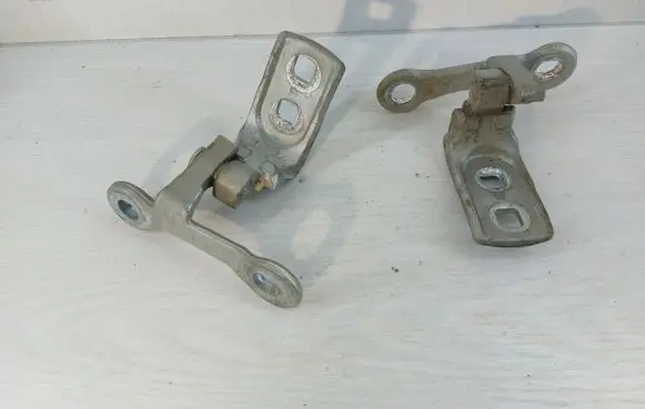 Opel Vectra C Front door hinge set 