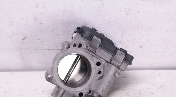 Skoda Fabia Mk3 (NJ) Throttle valve 03F133062B