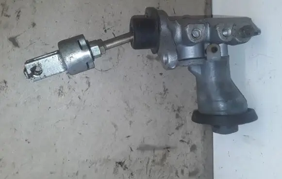 Toyota Hilux (N140, N150, N160, N170) Clutch master cylinder NOCODE