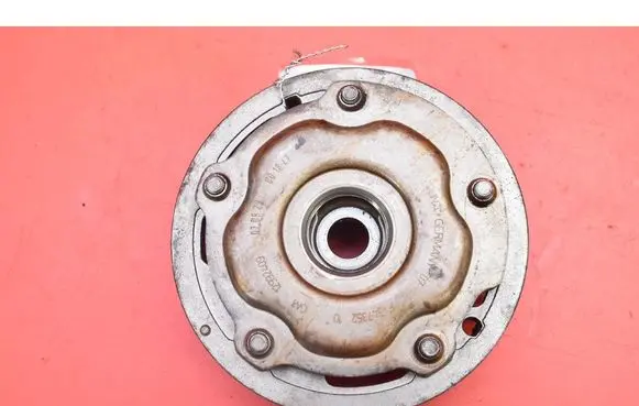 Opel Corsa D Crankshaft pulley 12992409