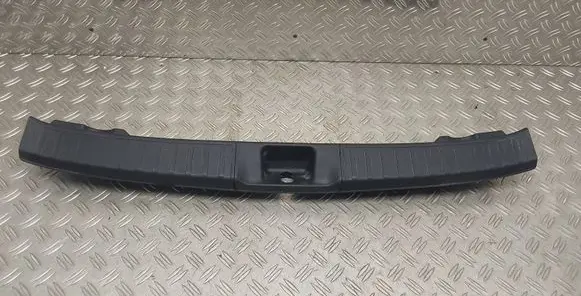 Toyota Prius (XW50) Trunk/boot sill cover protection 6471647120