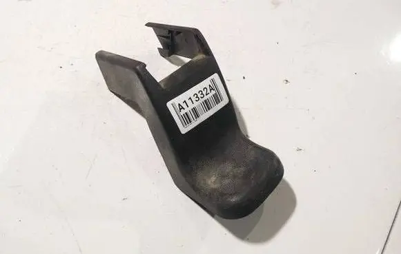 Toyota RAV 4 (XA30) Rear seat side bottom trim 7212442010