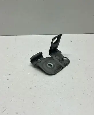Audi SQ7 Fender mounting bracket 4M0821167A DX53DZ