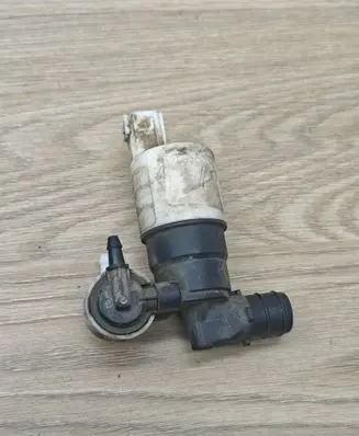 Volvo V60 Windscreen/windshield washer pump AV6117K624AA E23VB