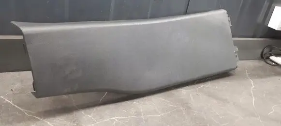 Mercedes-Benz ML W163 (B) pillar trim (bottom)