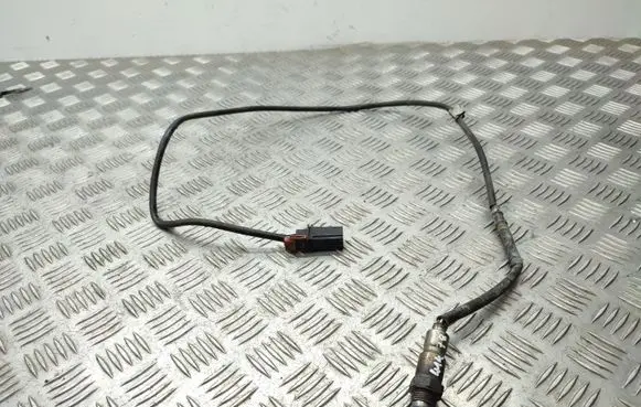 Volkswagen Golf VII Lambda probe sensor 04L906262