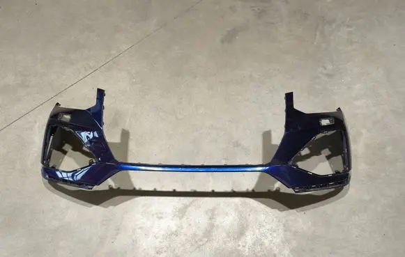 Audi Q2 - Front bumper 81A807437G 81A807437F
