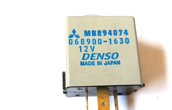 Mitsubishi Pajero Other relay MB894074