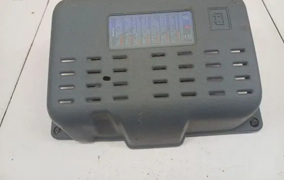 Renault Scenic I Battery box tray cover/lid 7700845652 77.00845652