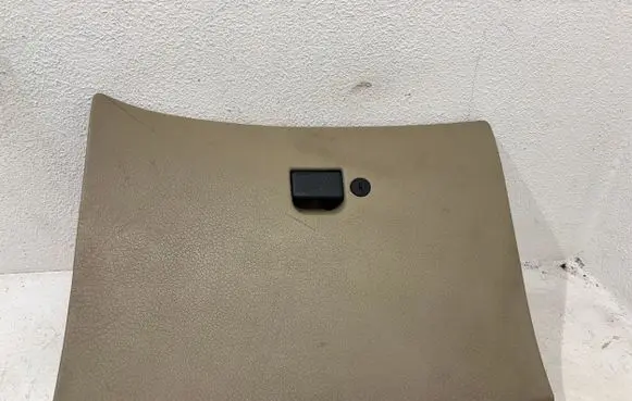 Nissan Terrano Glove box 685000F000