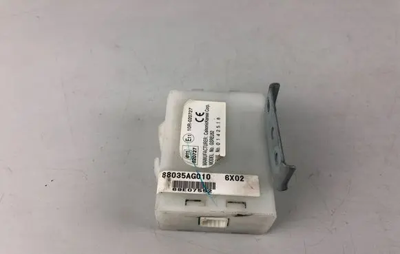 Subaru Legacy Door central lock control unit/module 88035AG010