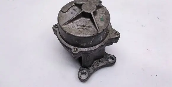 Renault Laguna II Vacuum pump 72117222C