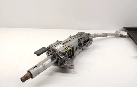 Mercedes-Benz B W246 W242 Steering wheel axle A2464602416 12048000093