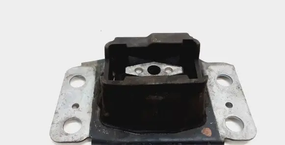 Volvo V70 Engine mount bracket 30680699