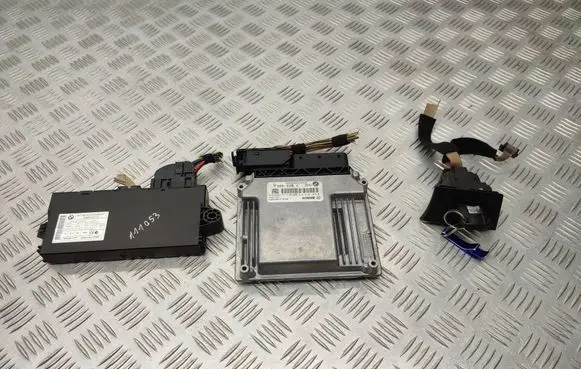 BMW 3 E90 E91 Engine ECU kit and lock set 7823420 9147226 6954719