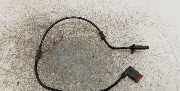 Mercedes-Benz E W212 ABS rear brake sensor A2125402117