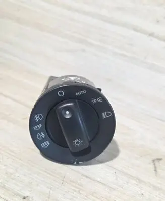 Audi A4 S4 B7 8E 8H Light switch 8E0941531D K28650
