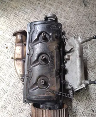 Audi A6 S6 C5 4B Engine head