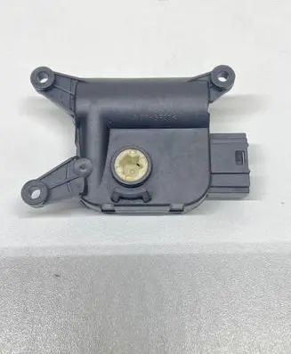 Skoda Octavia Mk2 (1Z) A/C air flow flap actuator/motor CZ11680-5600