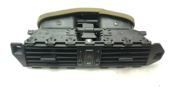 BMW 5 E60 E61 Dash center air vent grill 6910734 7009275