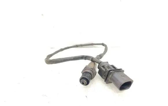 Volkswagen Caddy Lambda probe sensor 03L906262 0281004085