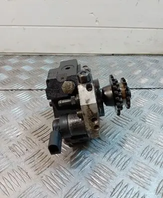 BMW 3 E46 Fuel injection high pressure pump 7788670 0445010045